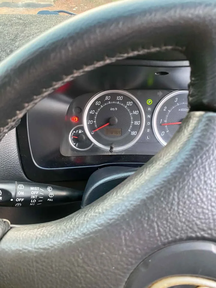 2004 Toyota Avanza I 2