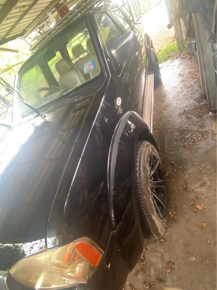 2004 Nissan Frontier I 2