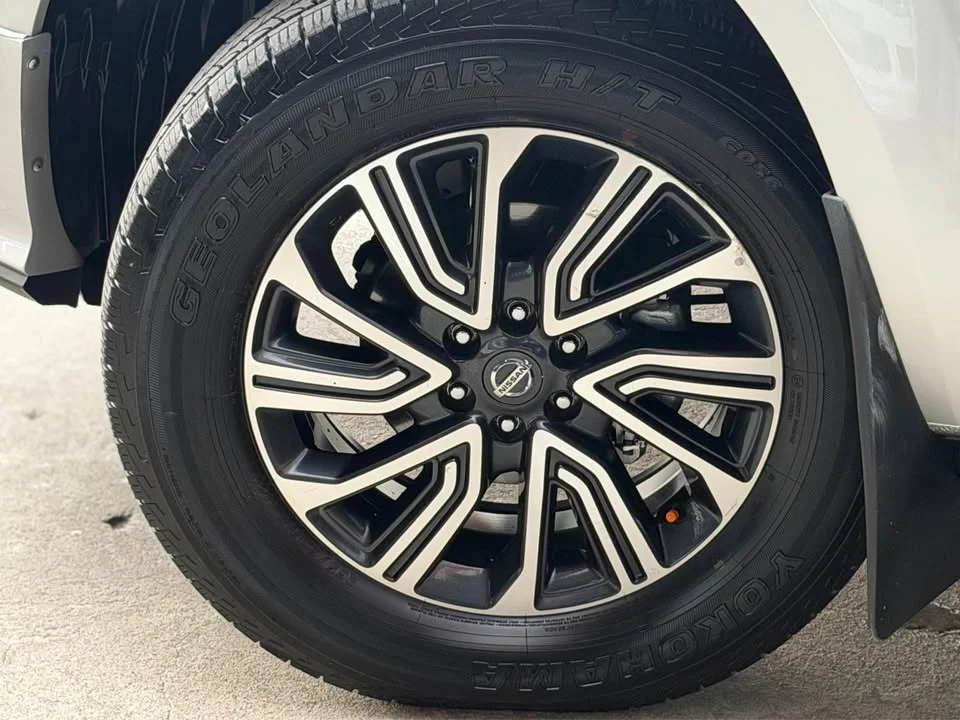 2018 Nissan Terra 3