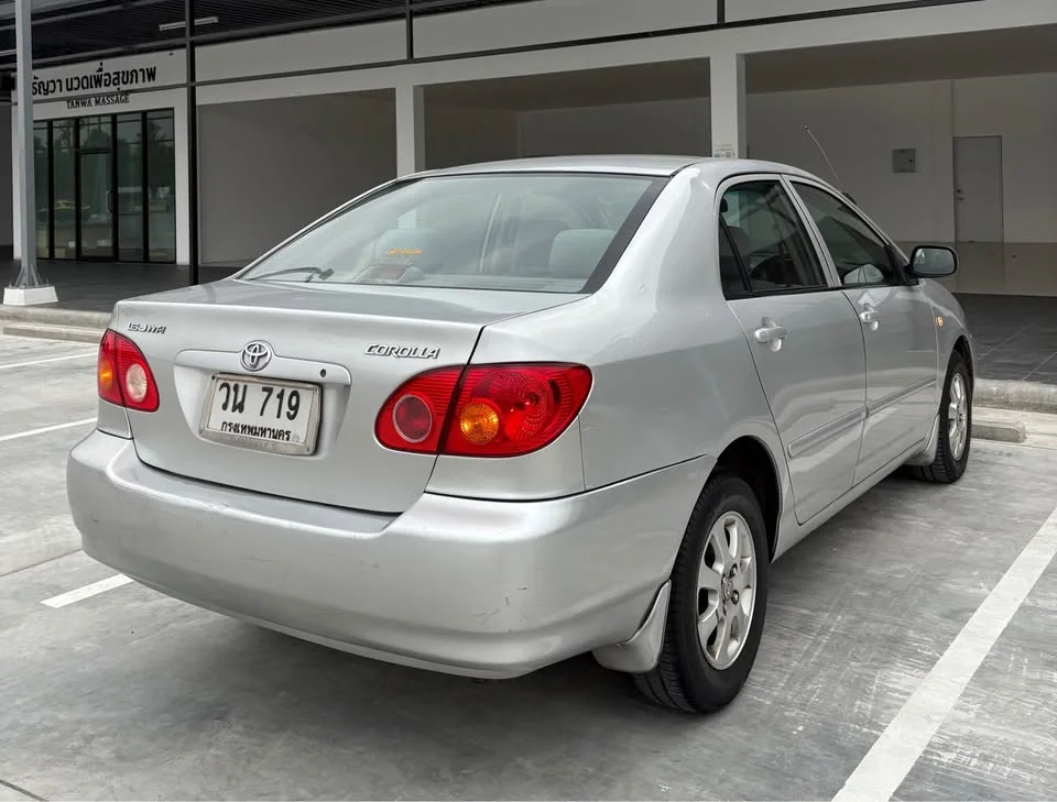 2002 Toyota Corolla Altis IX (E120) 3