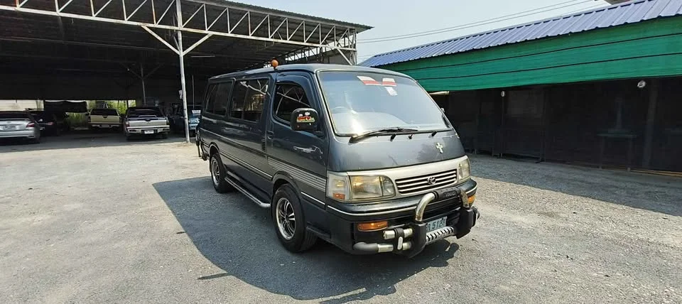 1996 Toyota Commuter IV (H100) 3