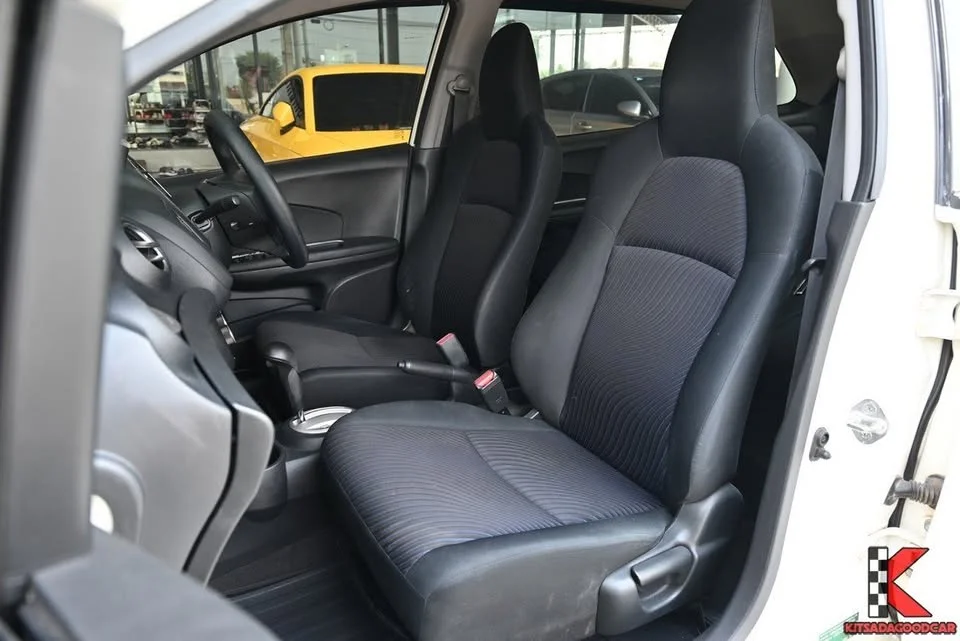 2017 Honda Mobilio II 3