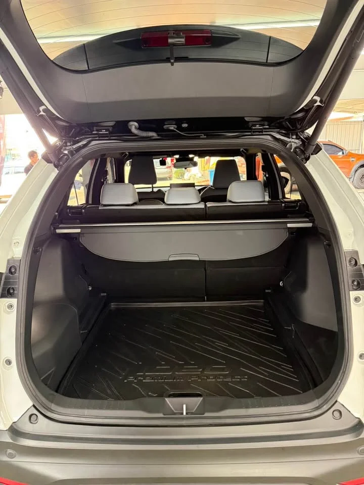 2024 Toyota Yaris Cross AC200 3