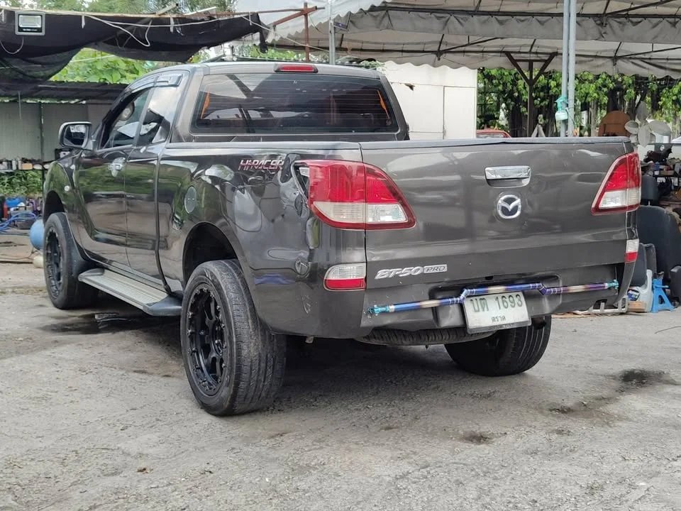 2017 Mazda BT-Series II 2