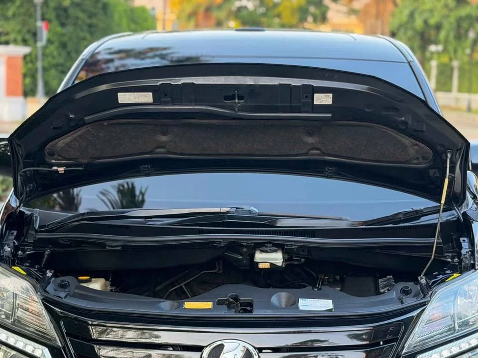 2011 Toyota Alphard, Vellfire II (AH20) 2