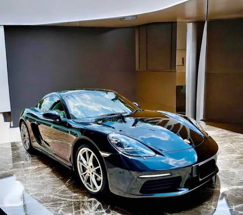 2017 Porsche 718 Boxster and Cayman IV 2