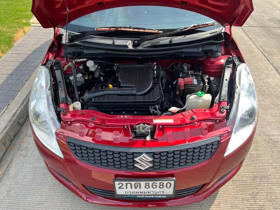 2013 Suzuki Swift II 3
