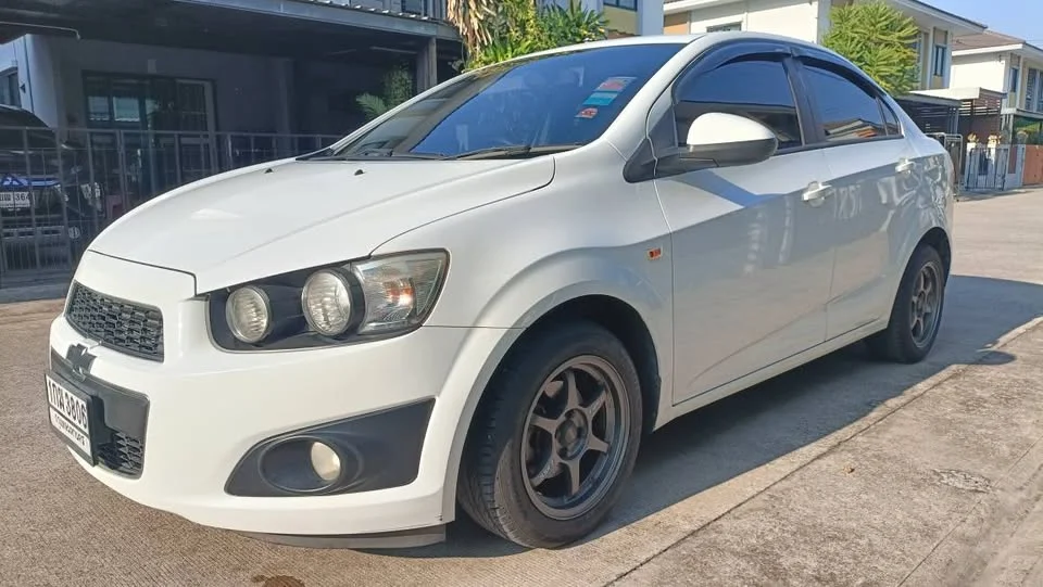 2013 Chevrolet Sonic 3