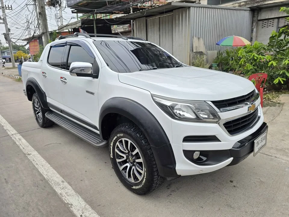 2017 Chevrolet Colorado II 3