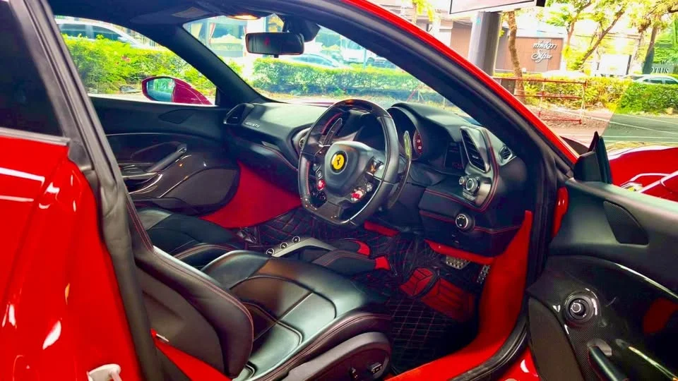 2016 Ferrari 488 2