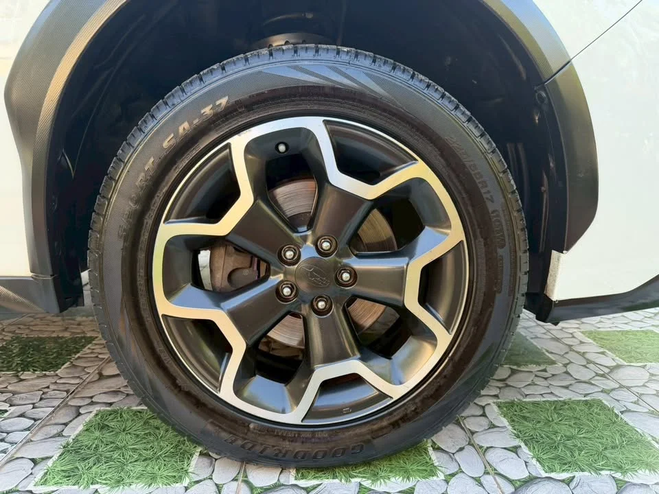 2015 Subaru XV I 2