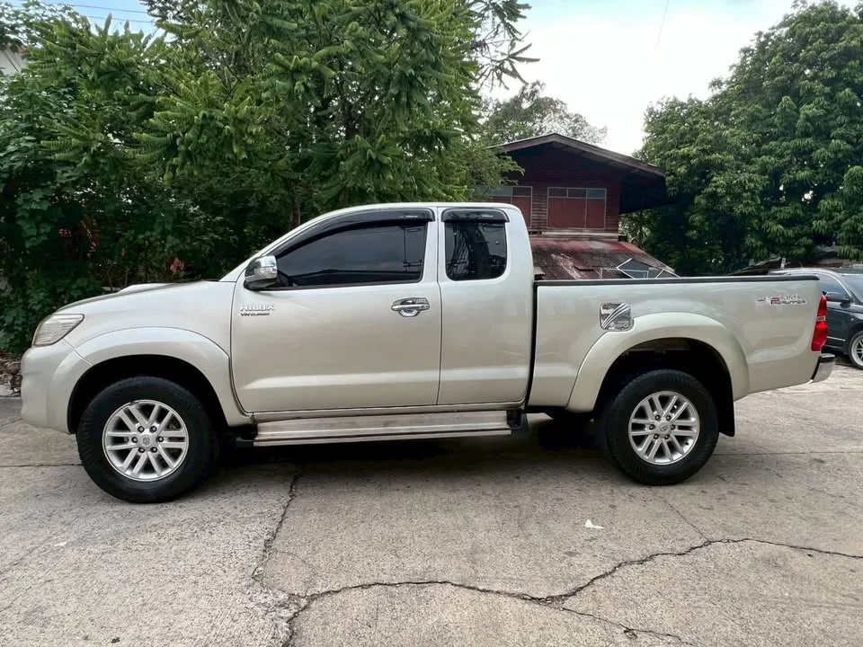 2014 Toyota Hilux VII 3