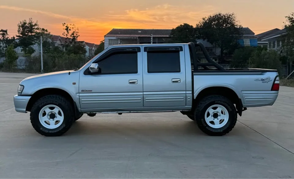 2000 Isuzu Faster Dragon Eyes III 2