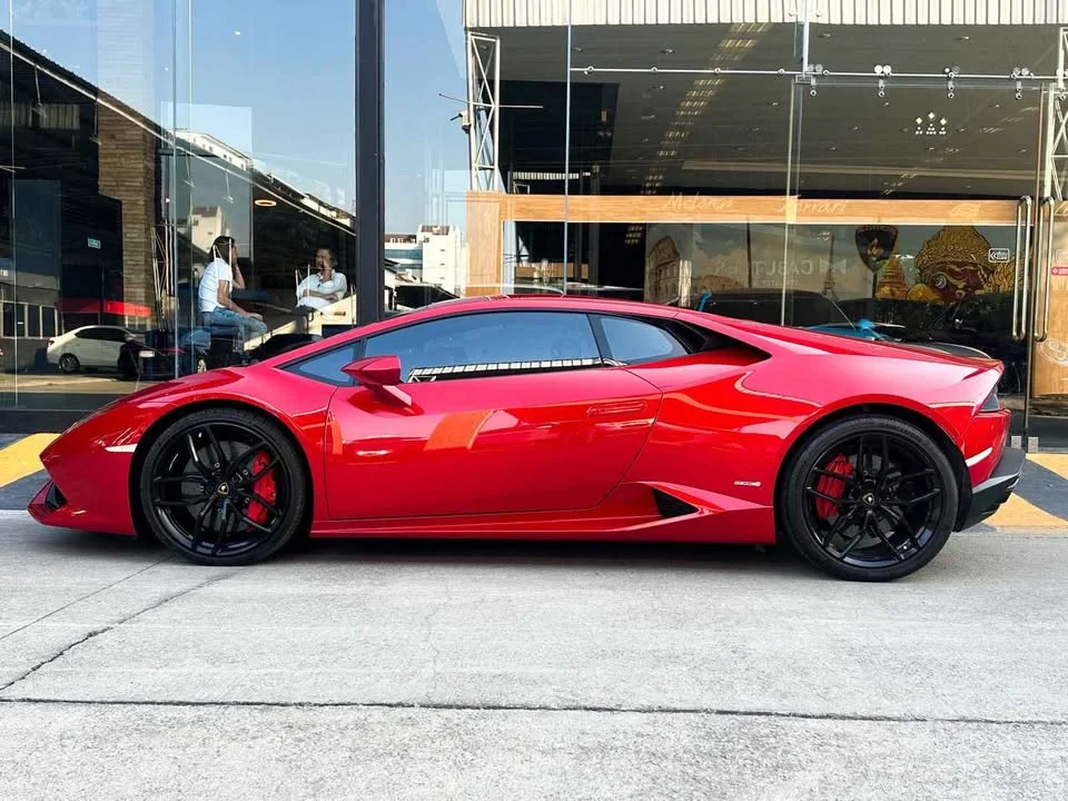 2017 Lamborghini Huracan 2