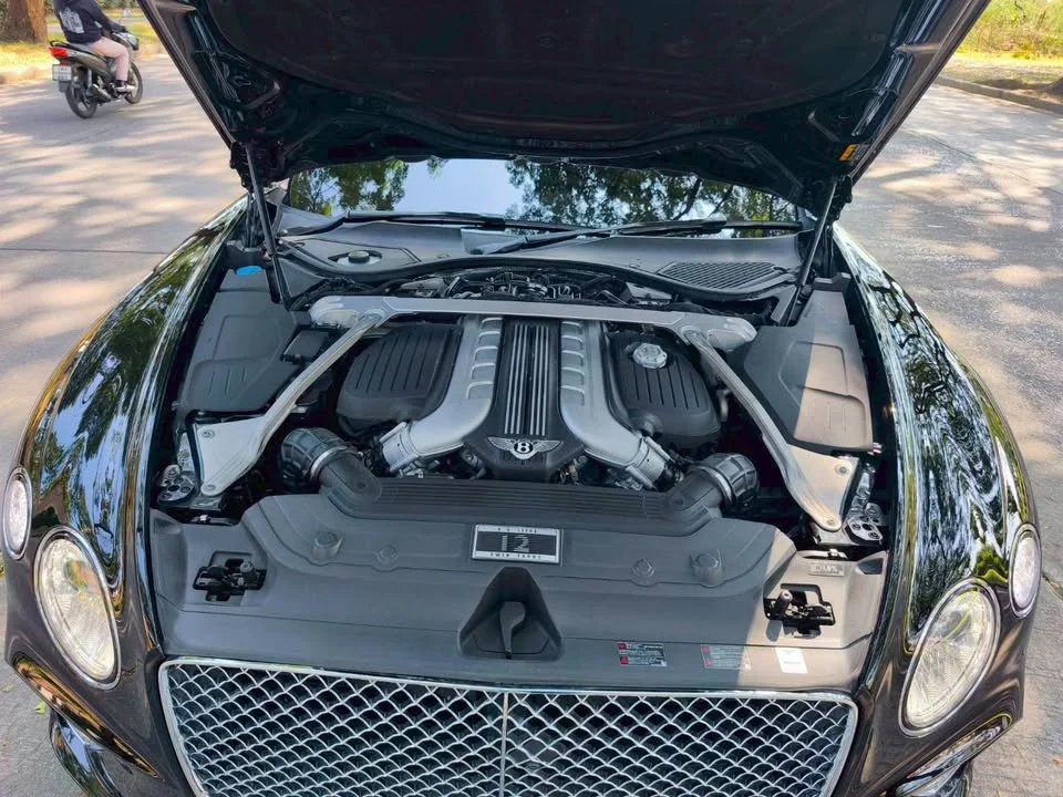2019 Bentley Continental GT, GTC III 2