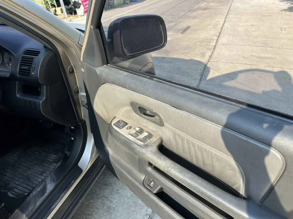 2003 Honda CR-V II 3