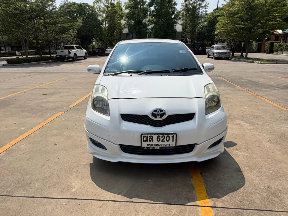 2009 Toyota Yaris II 3