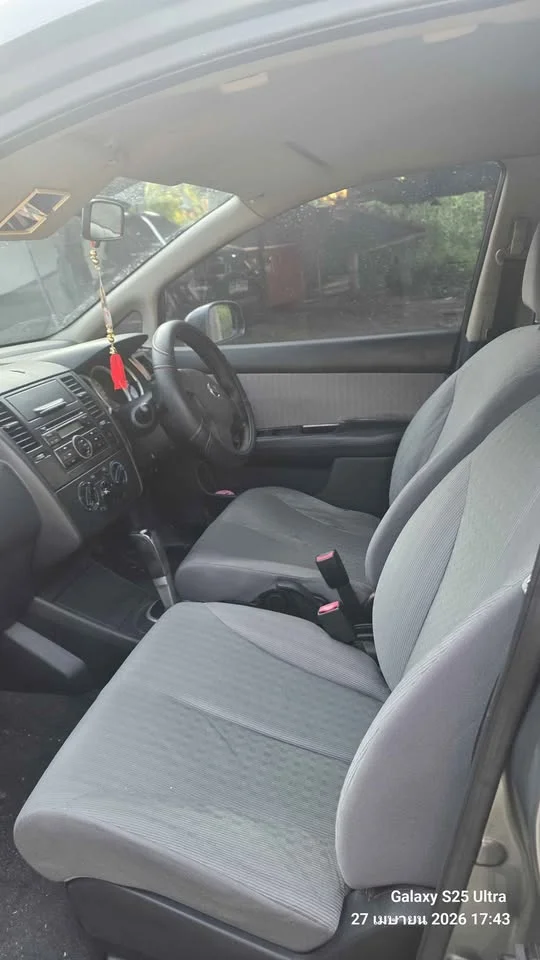 2010 Nissan Tiida I (C11) 3