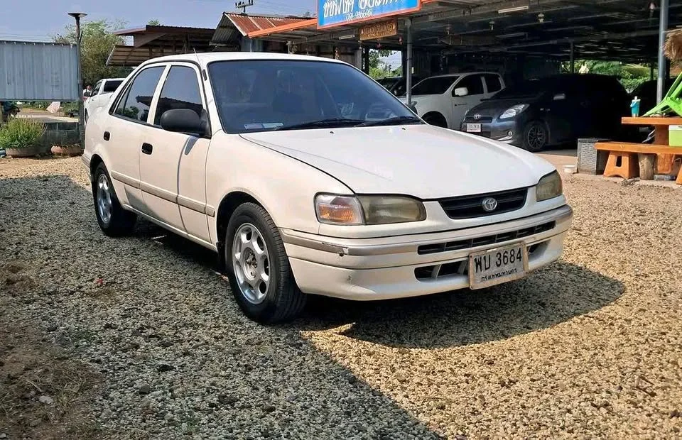Toyota Corolla Altis VIII (E110) 2