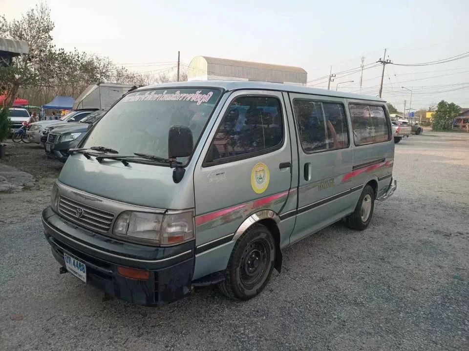 1994 Toyota Commuter IV (H100) 2
