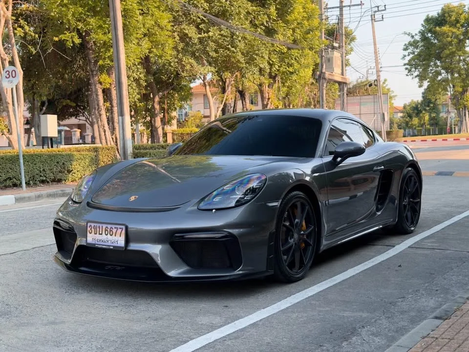 2017 Porsche 718 Boxster and Cayman IV 2
