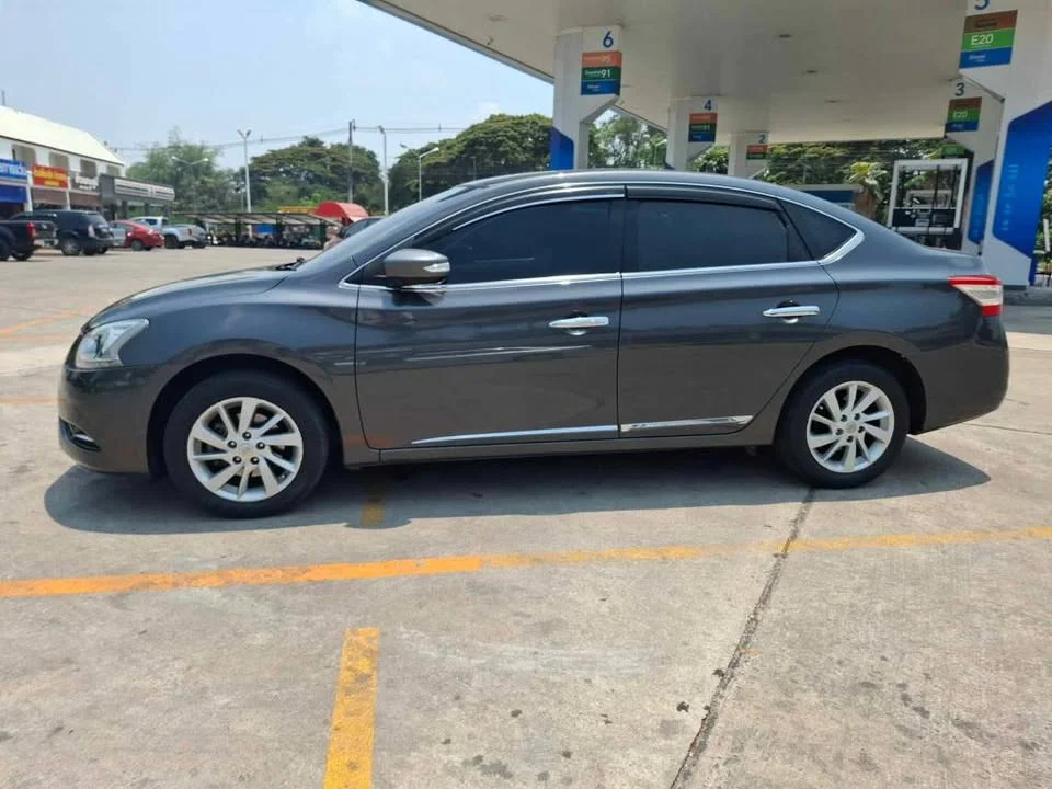 2013 Nissan Sylphy III (B17) 3