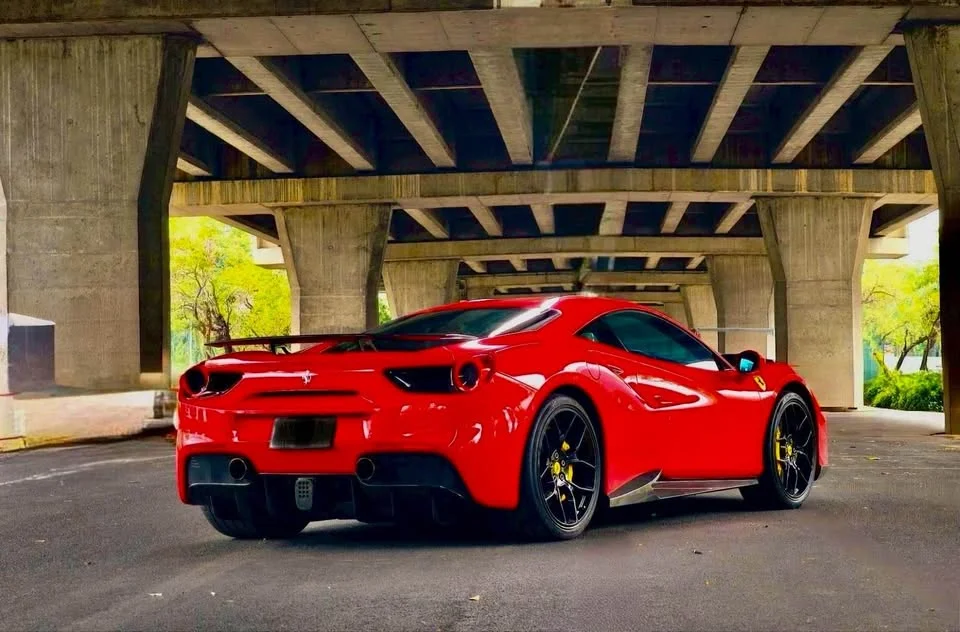 2016 Ferrari 488 3