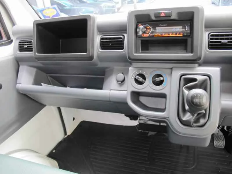2024 Suzuki Carry II 2