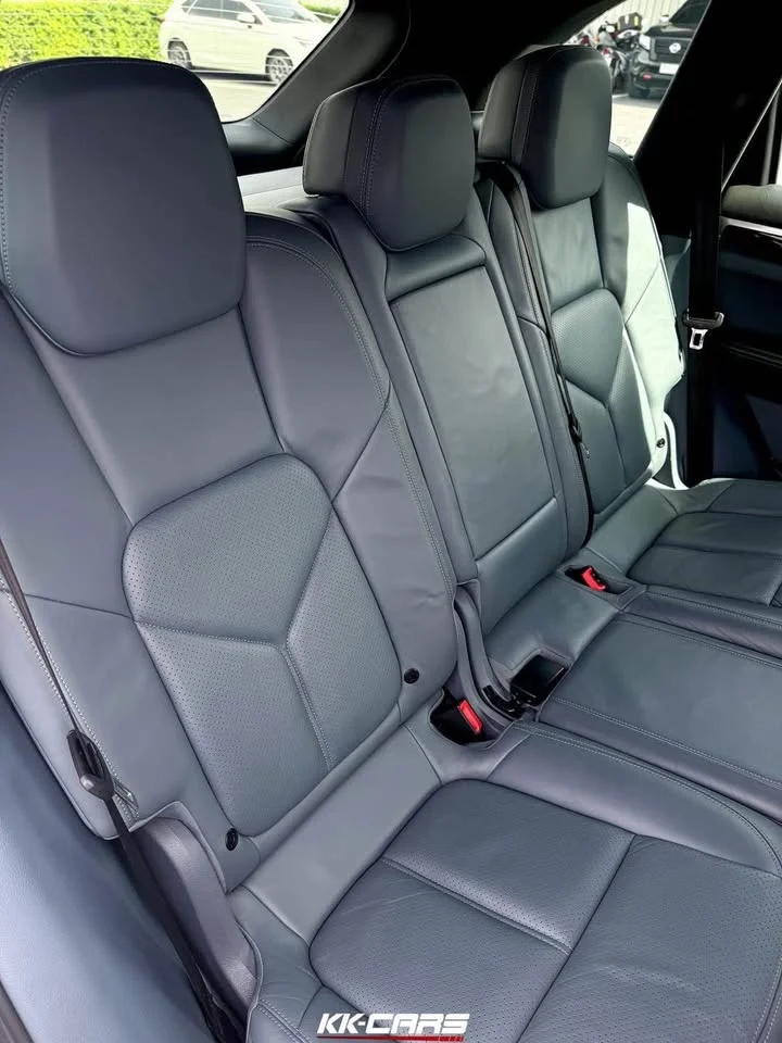 2010 Porsche Cayenne II 2