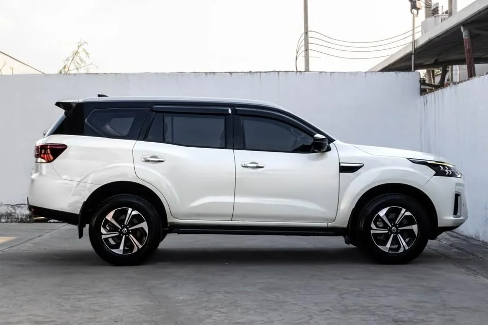 2022 Nissan Terra 3