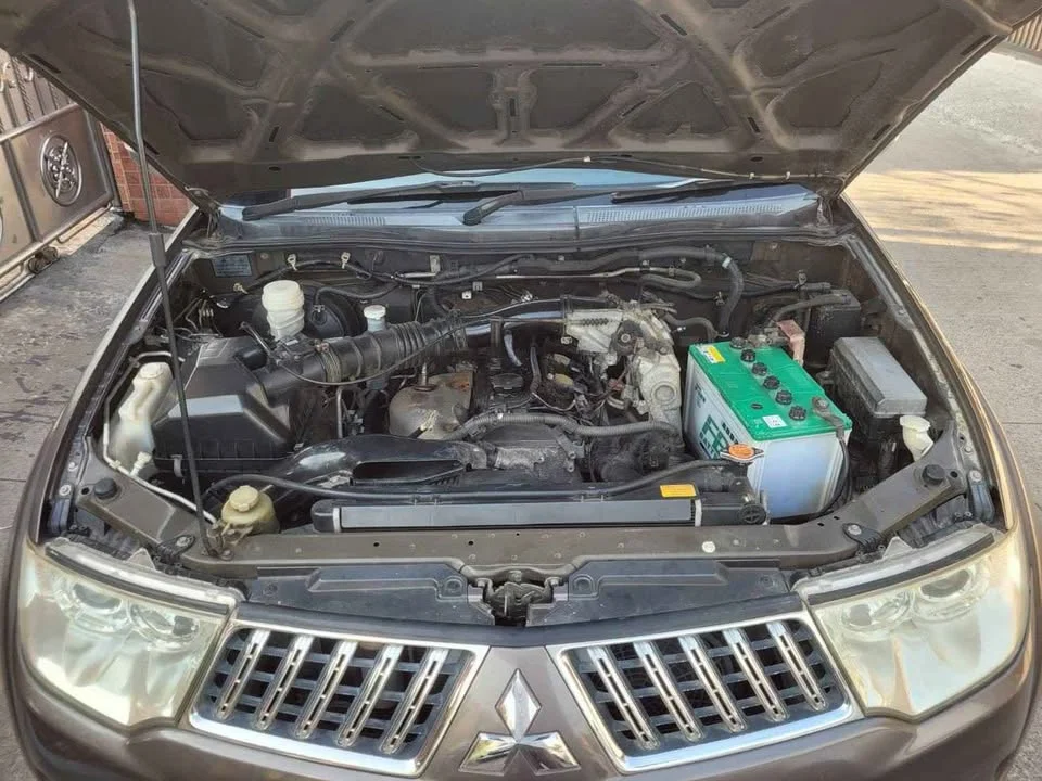 2012 Mitsubishi Pajero Sport II 3