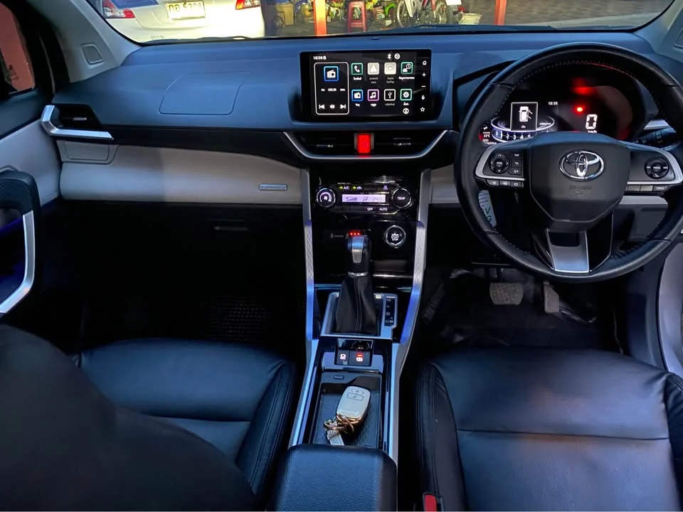 2022 Toyota Veloz III 2