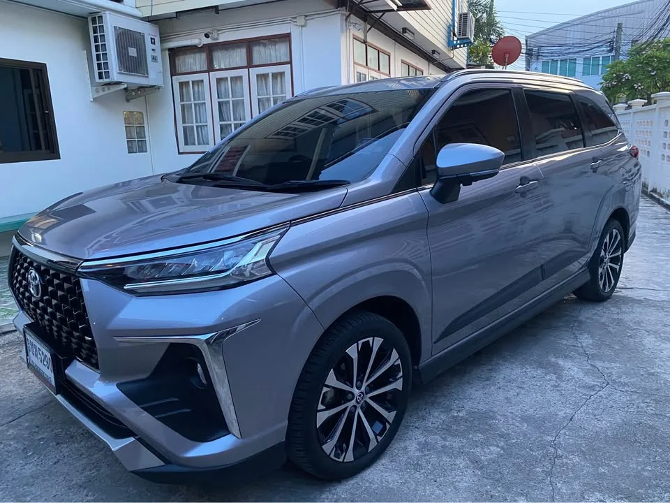2022 Toyota Veloz III 3