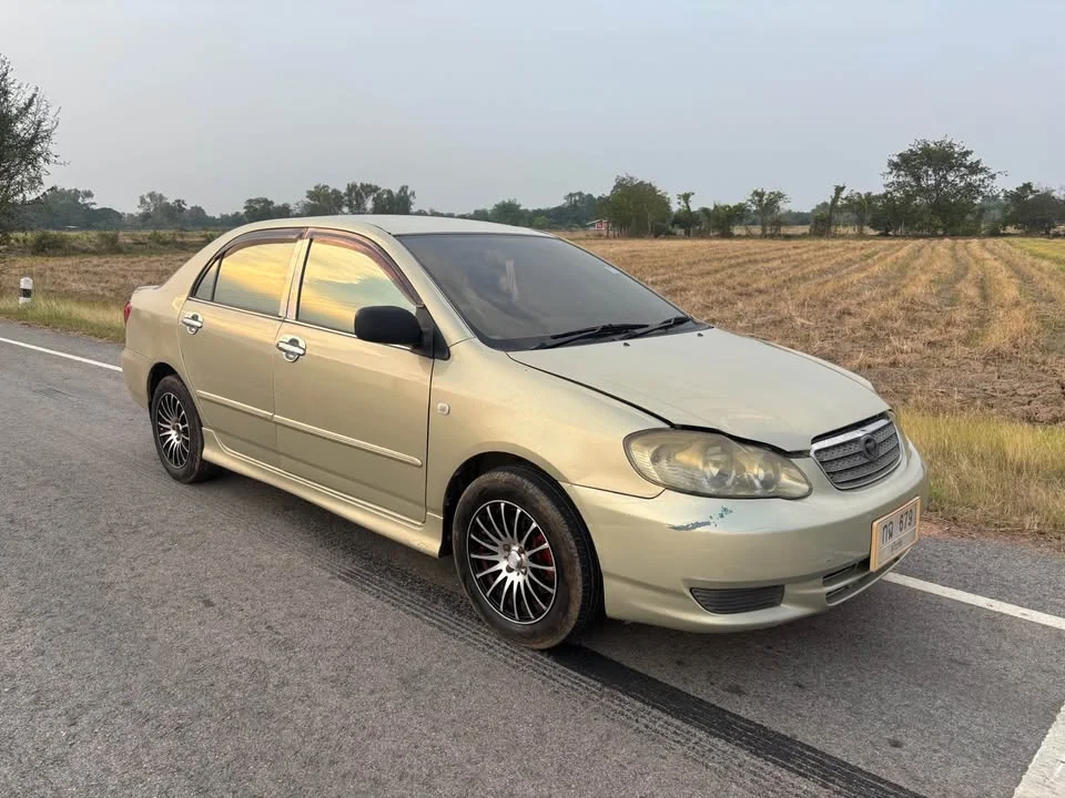 Toyota Corolla Altis IX (E120) 2