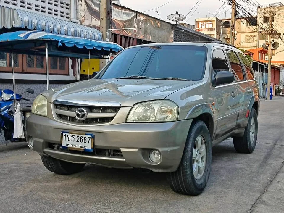 2003 Mazda Tribute I 3