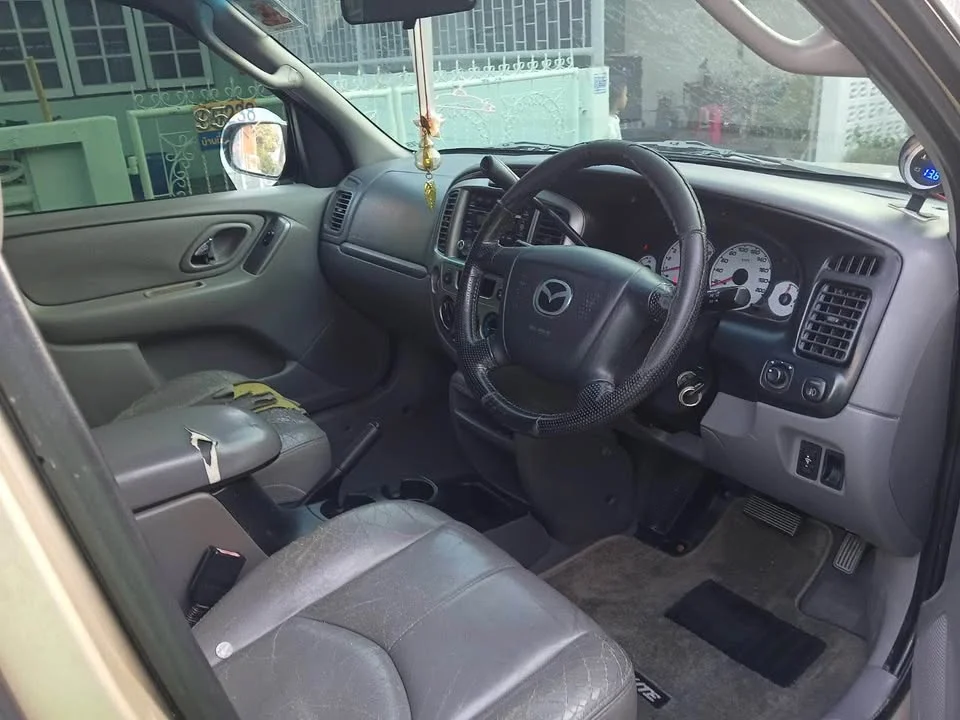 2003 Mazda Tribute I 2