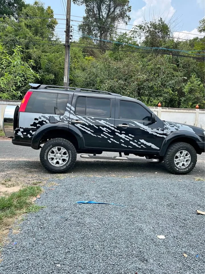 Ford Everest I 2