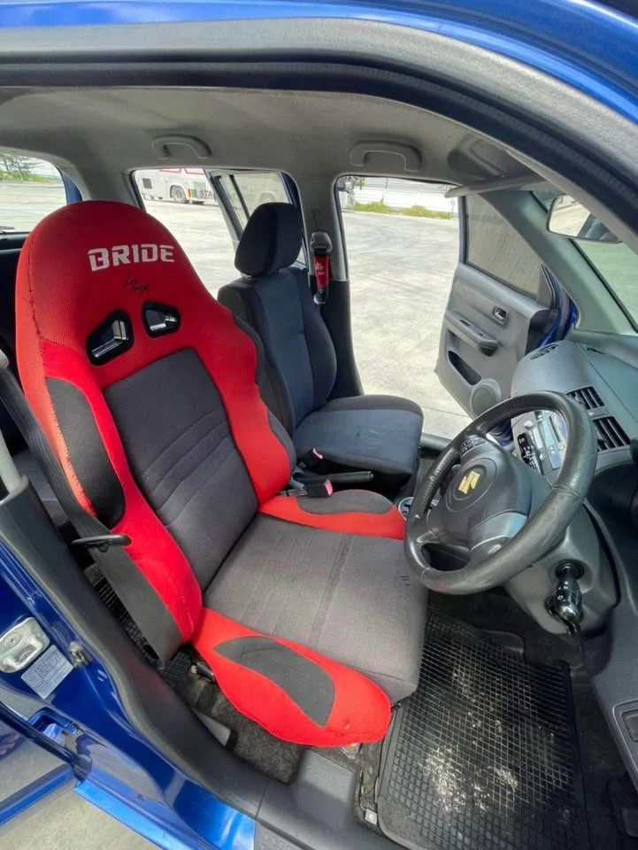 2011 Suzuki Swift I 2