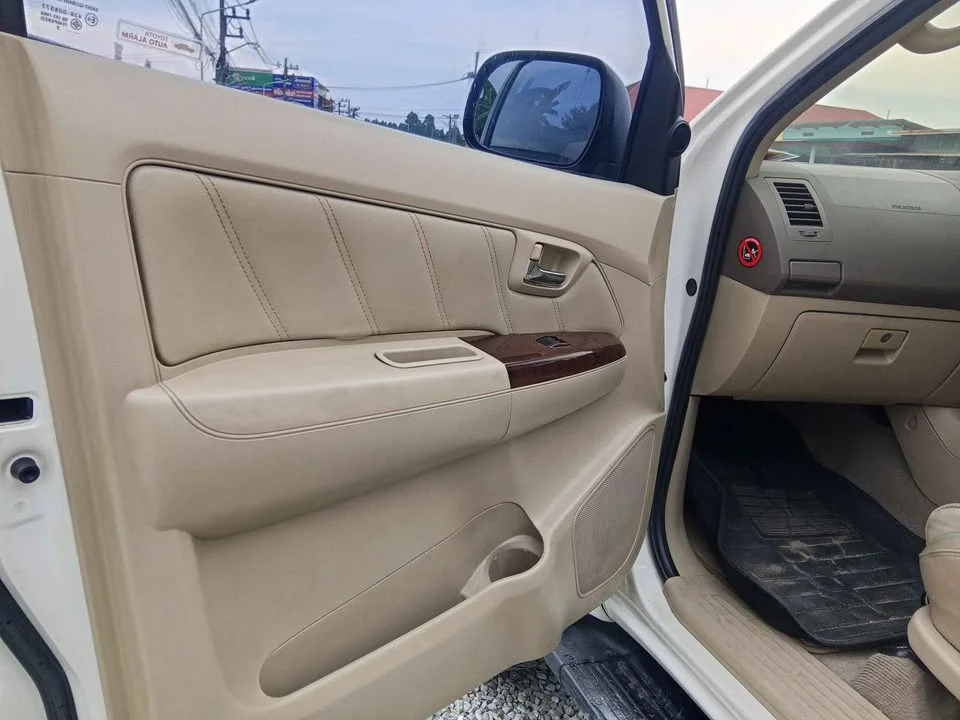2008 Toyota Fortuner I 2