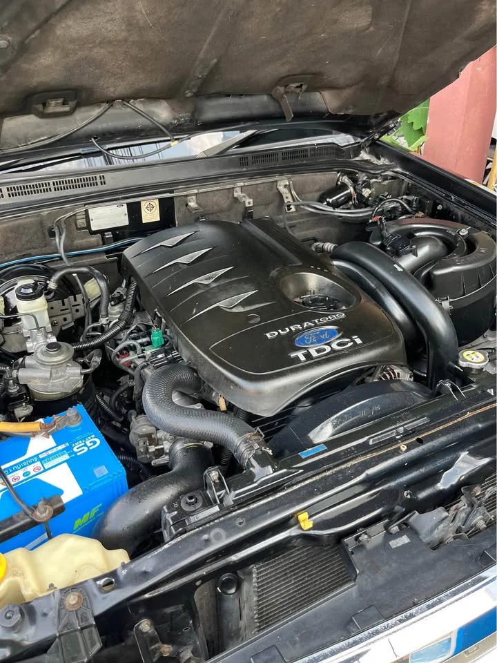 Ford Everest I 3