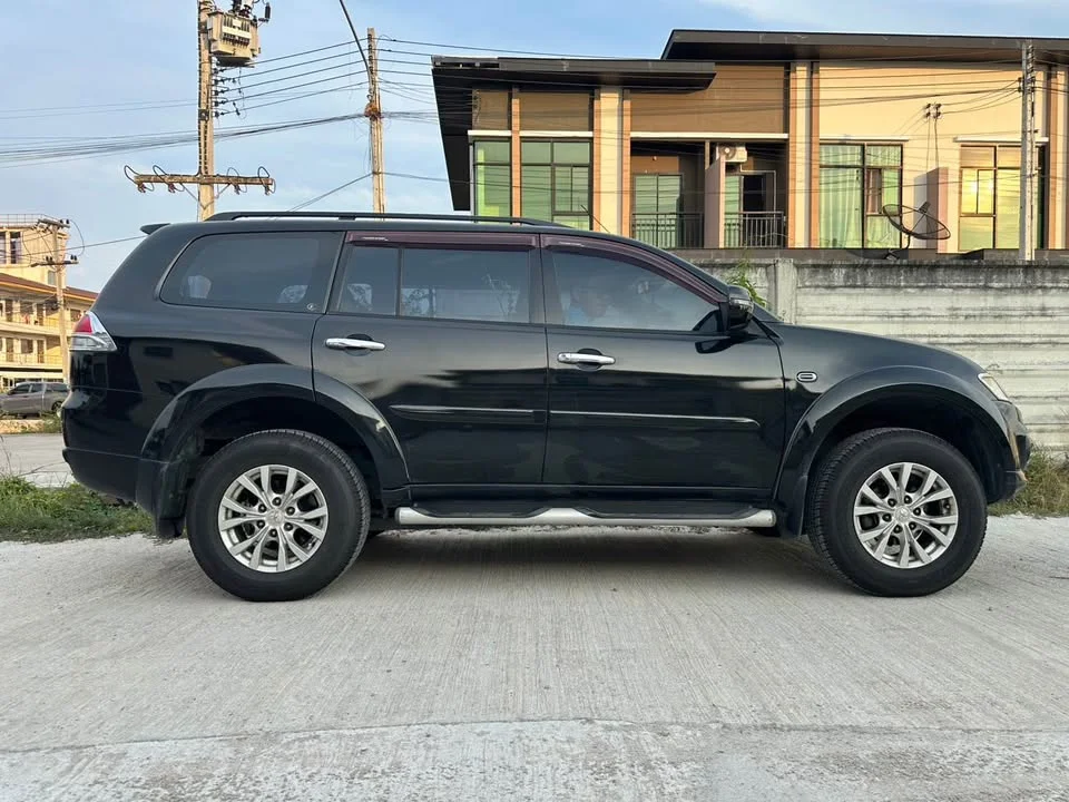 2013 Mitsubishi Pajero Sport II 3