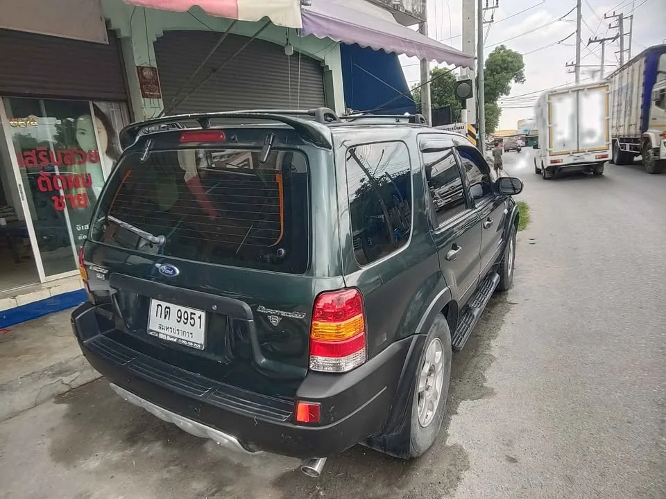 2005 Ford Escape I 2