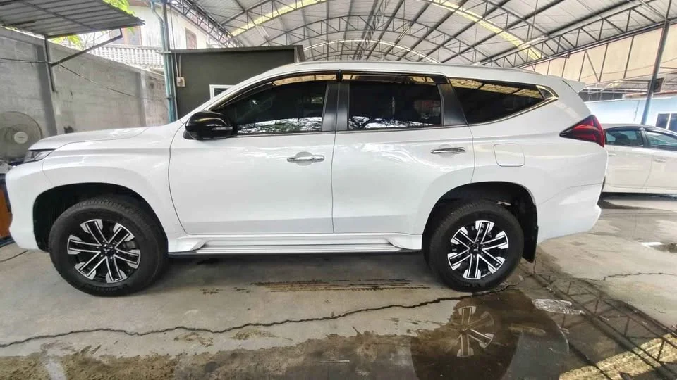 2020 Mitsubishi Pajero Sport III 2