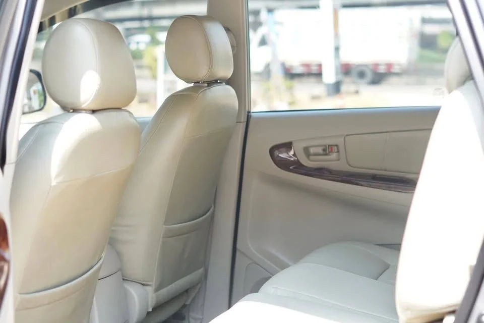 2013 Toyota Innova I 3
