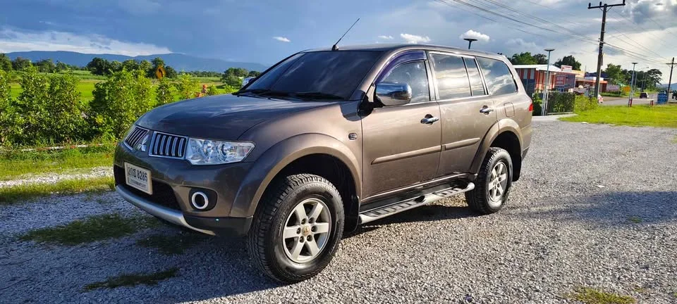 2013 Mitsubishi Pajero Sport II 3