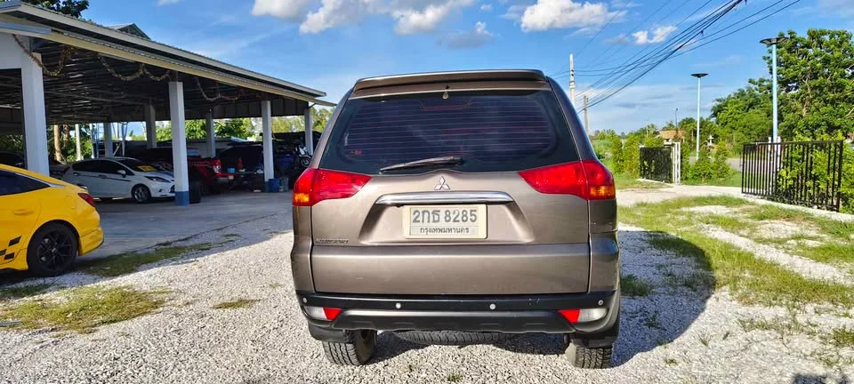 2013 Mitsubishi Pajero Sport II 2