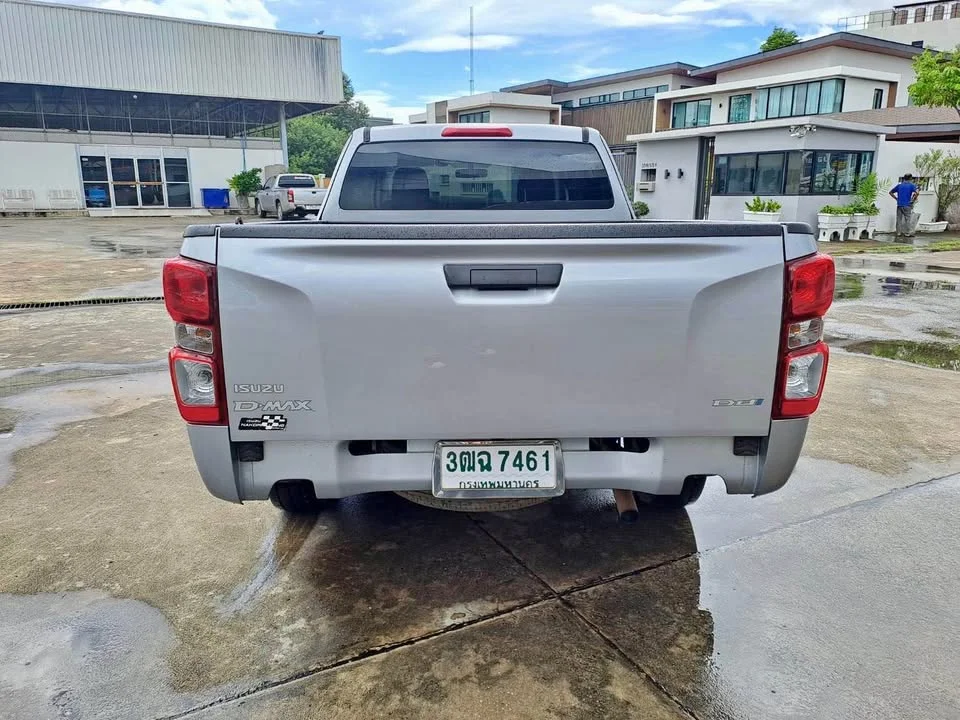 2021 Isuzu D-Max III (RG) 3