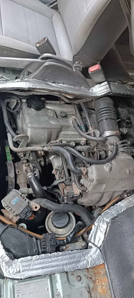 2004 Toyota Commuter IV (H100) 2