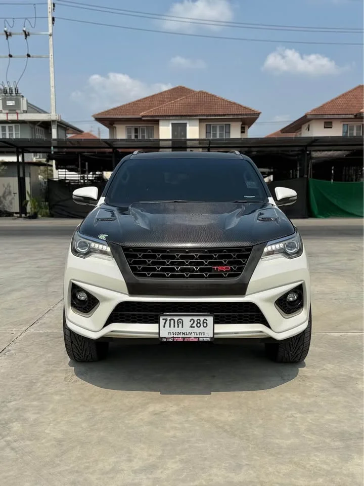 2018 Toyota Fortuner II 2