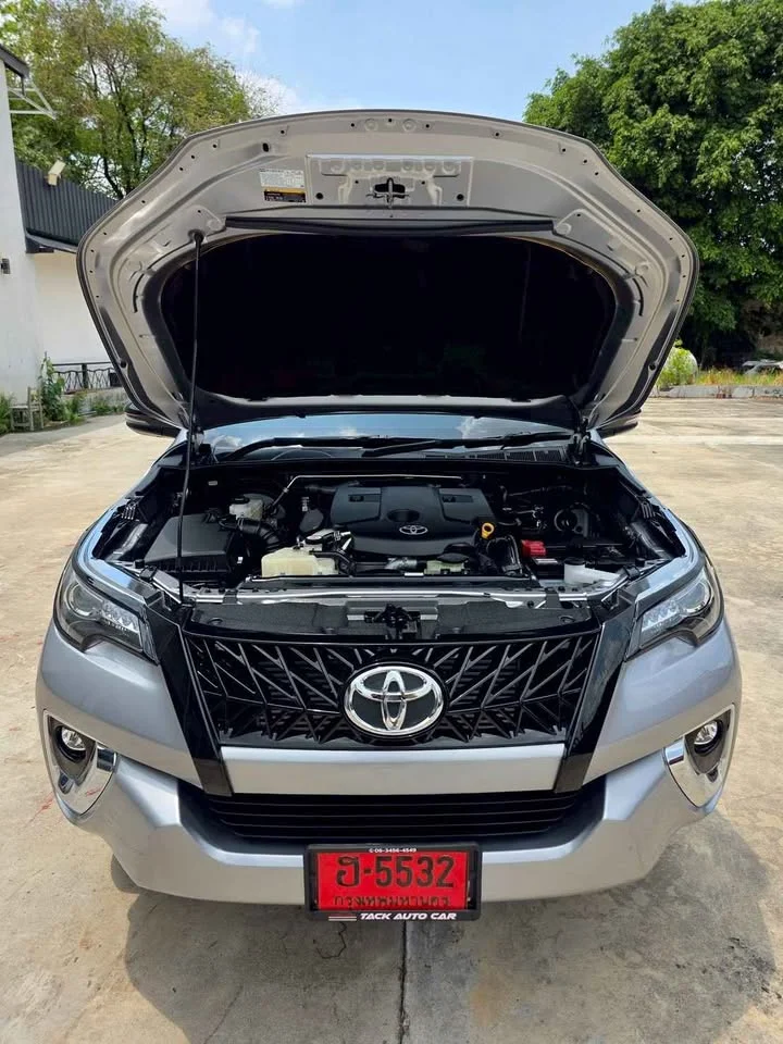 2019 Toyota Fortuner II 2